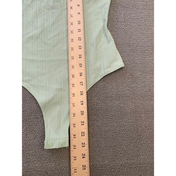 Onia Women Small Ribbed Green Bodysuit Light Weight Minimalist - Picture 6 of 12